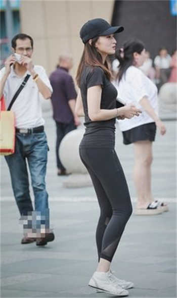皇后在末世 军长大人