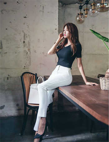 市长的二婚小妻子