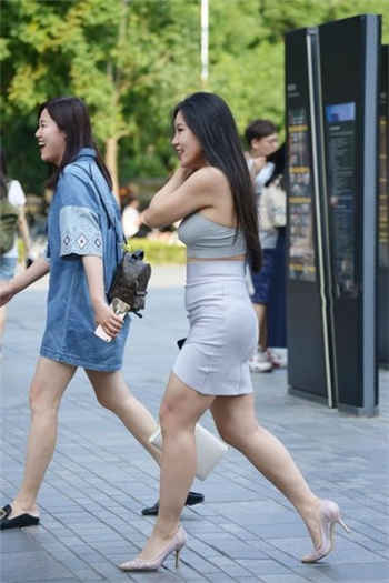 穿肠毒药十里红妆