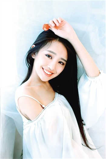 陆见深南溪陆少的隐婚罪妻