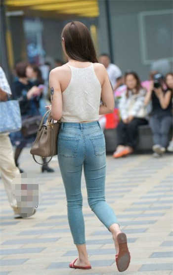 吉他妹妹写真