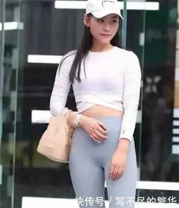 舒思瑶短裤