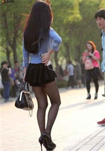 女子高腰生动漫