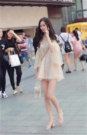 解开扣子两只大白兔