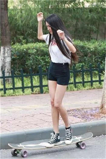 婚内与别人暧昧聊天犯法吗