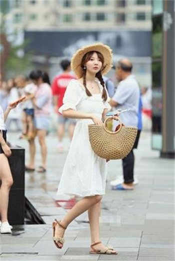 奶妈张小艺敬老院txt