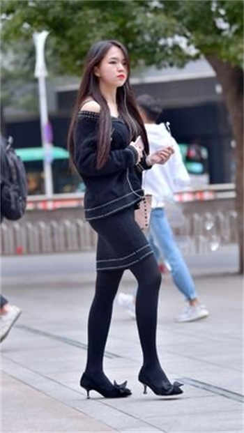 房东的女儿来收租