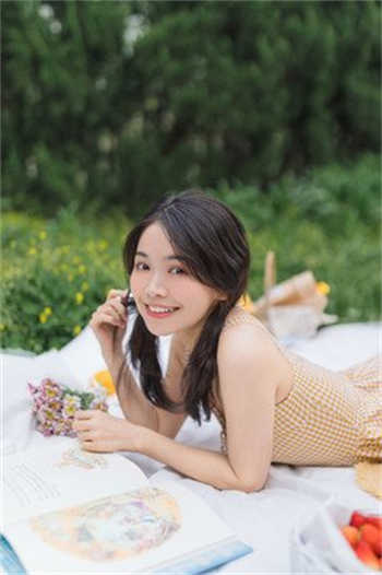 成都锦城学院唐一涵买