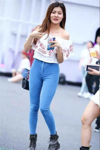 刘蓓刘梦是男是女